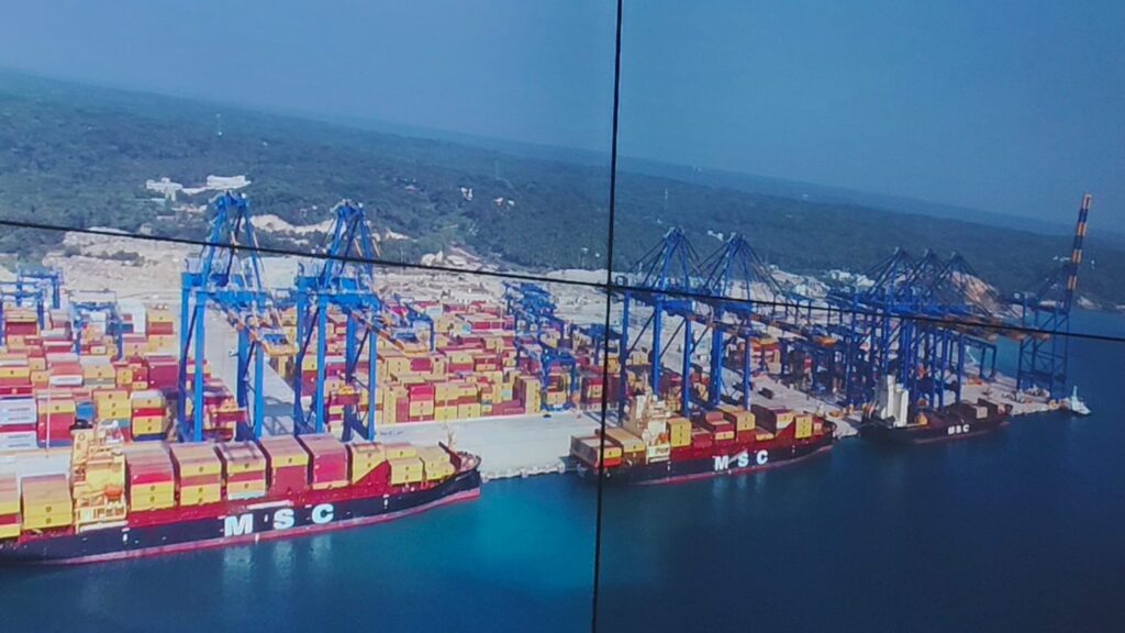 b872395f-4415-4cf4-9f42-bf13d39adf14